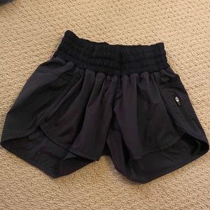 Lululemon Shorts, Black, Size 4